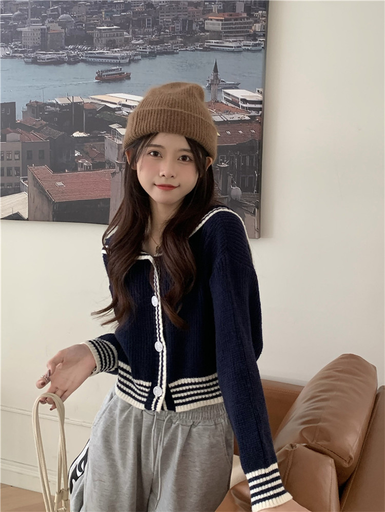 https://fulmo-img-server.com/navymuse/aba76ae1-9bcd-486b-8198-b587a67c3ce0.jpg