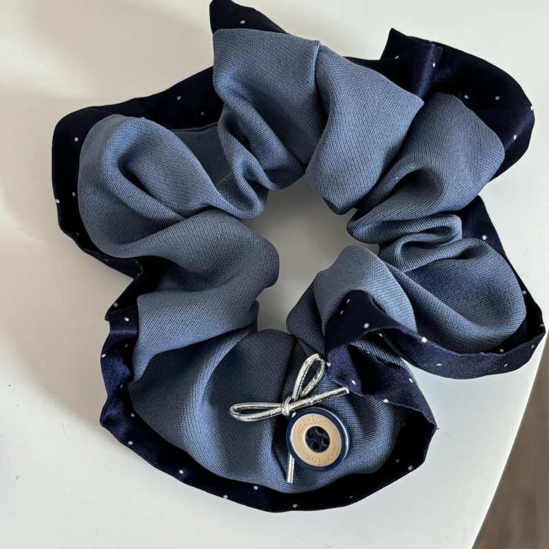 https://fulmo-img-server.com/navymuse/ac9b3bd2-6341-4d46-b6d7-485dcf15f1c5.jpg