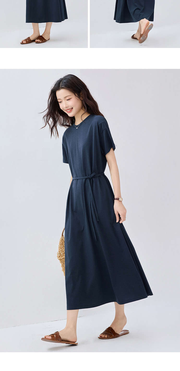 ネイビーコーデ シンプル美シルエット 半袖ロングワンピース