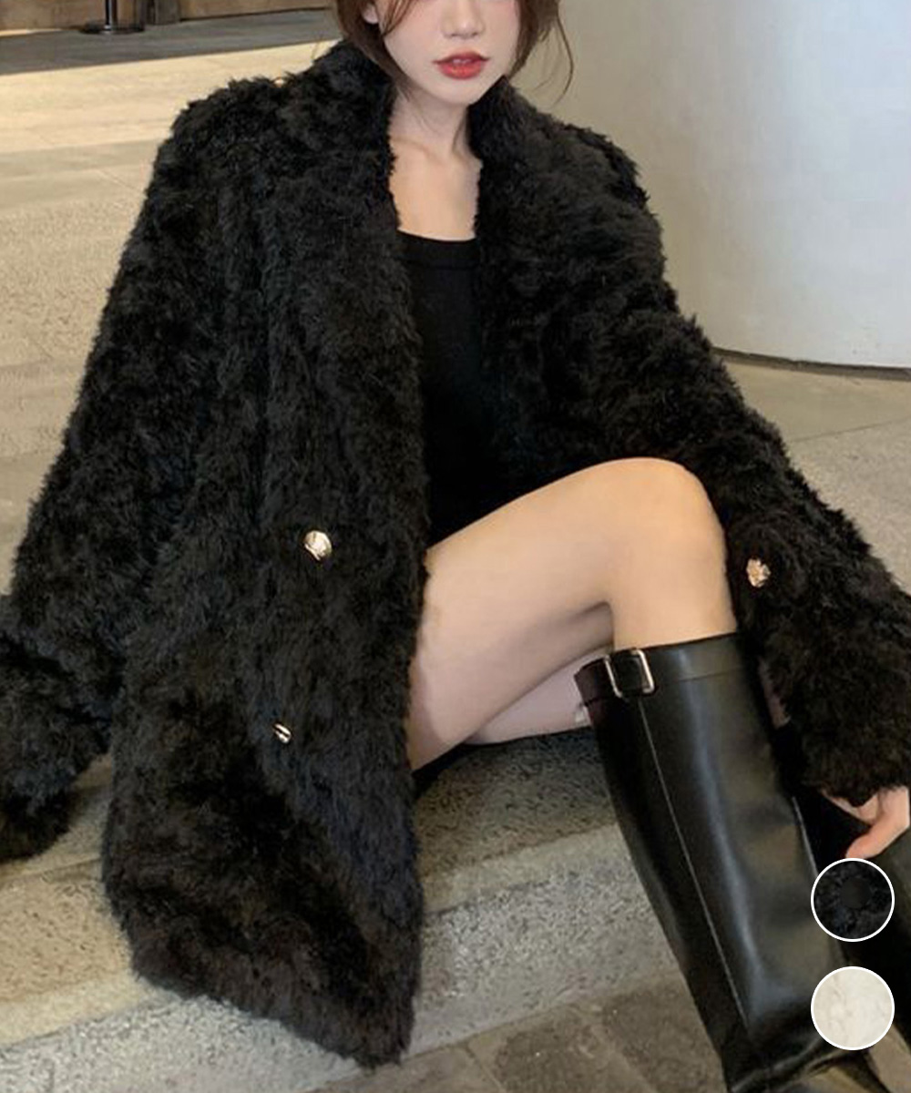 ネイビーコーデ もこもこボア防寒アウター 冬コート中綿ジャケット