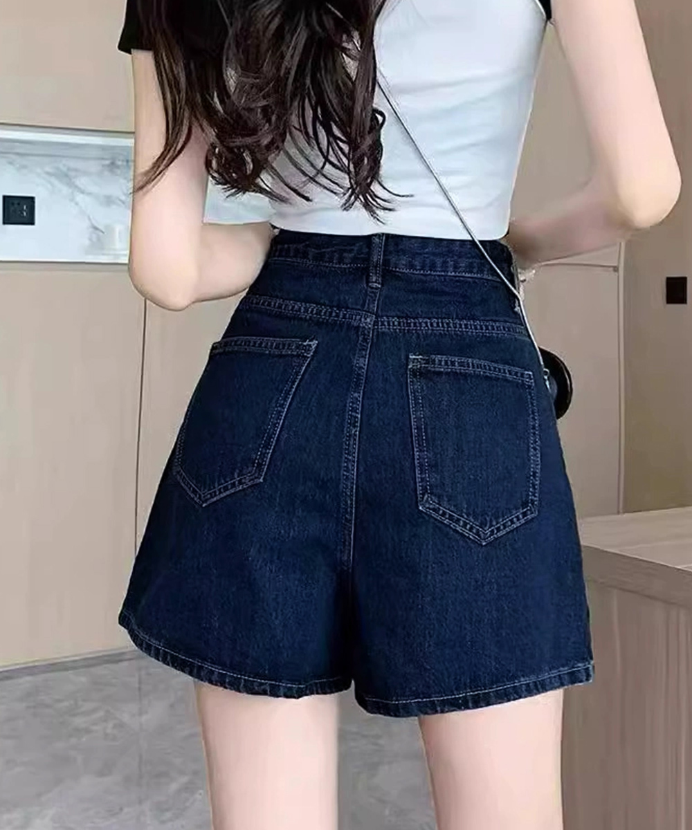 ネイビーコーデ ハイウエストデニムスカパン 美脚スカート