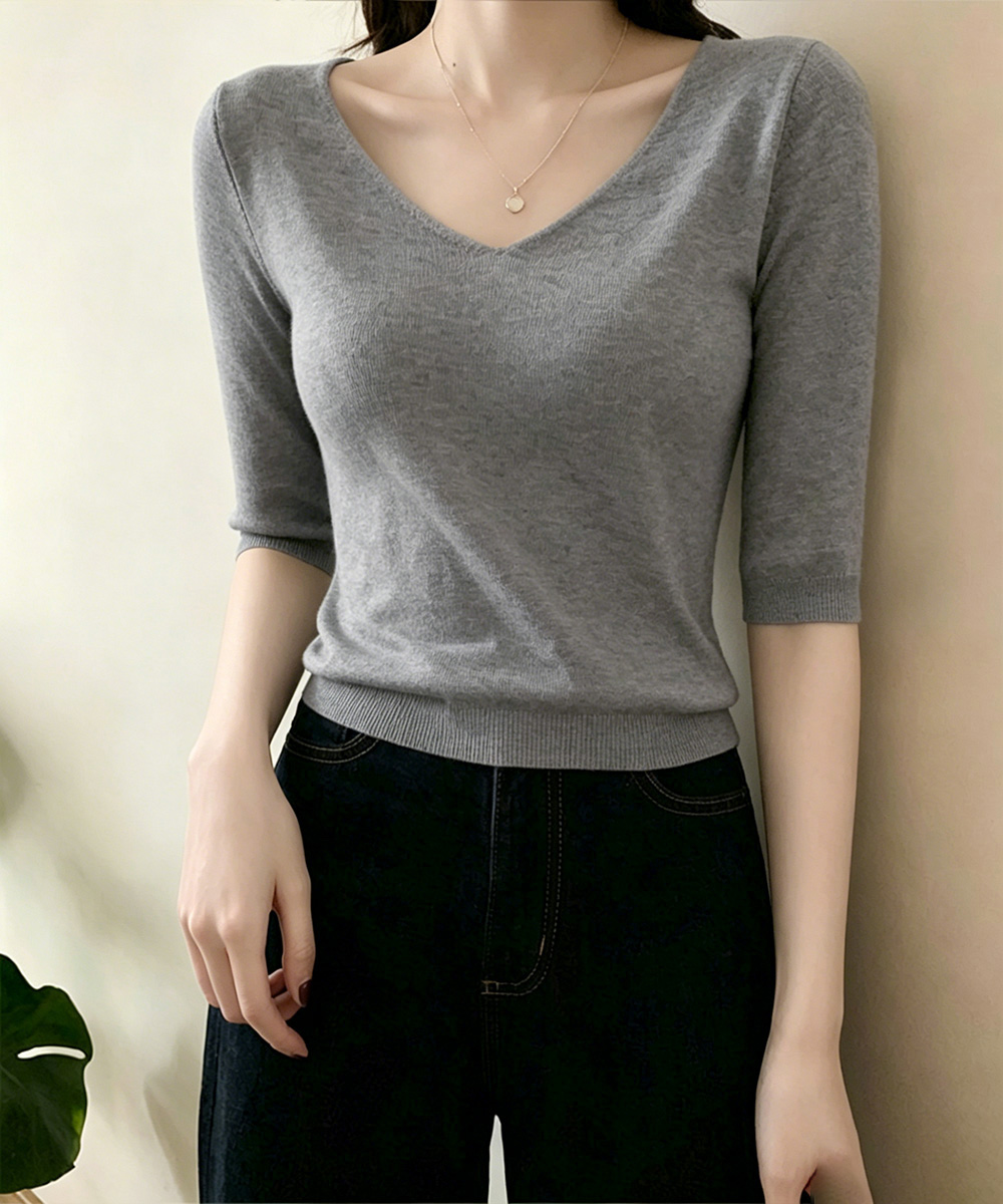 https://fulmo-img-server.com/navymuse/e80e11b7-a9f7-4a87-a33a-a910cbea4768.jpg