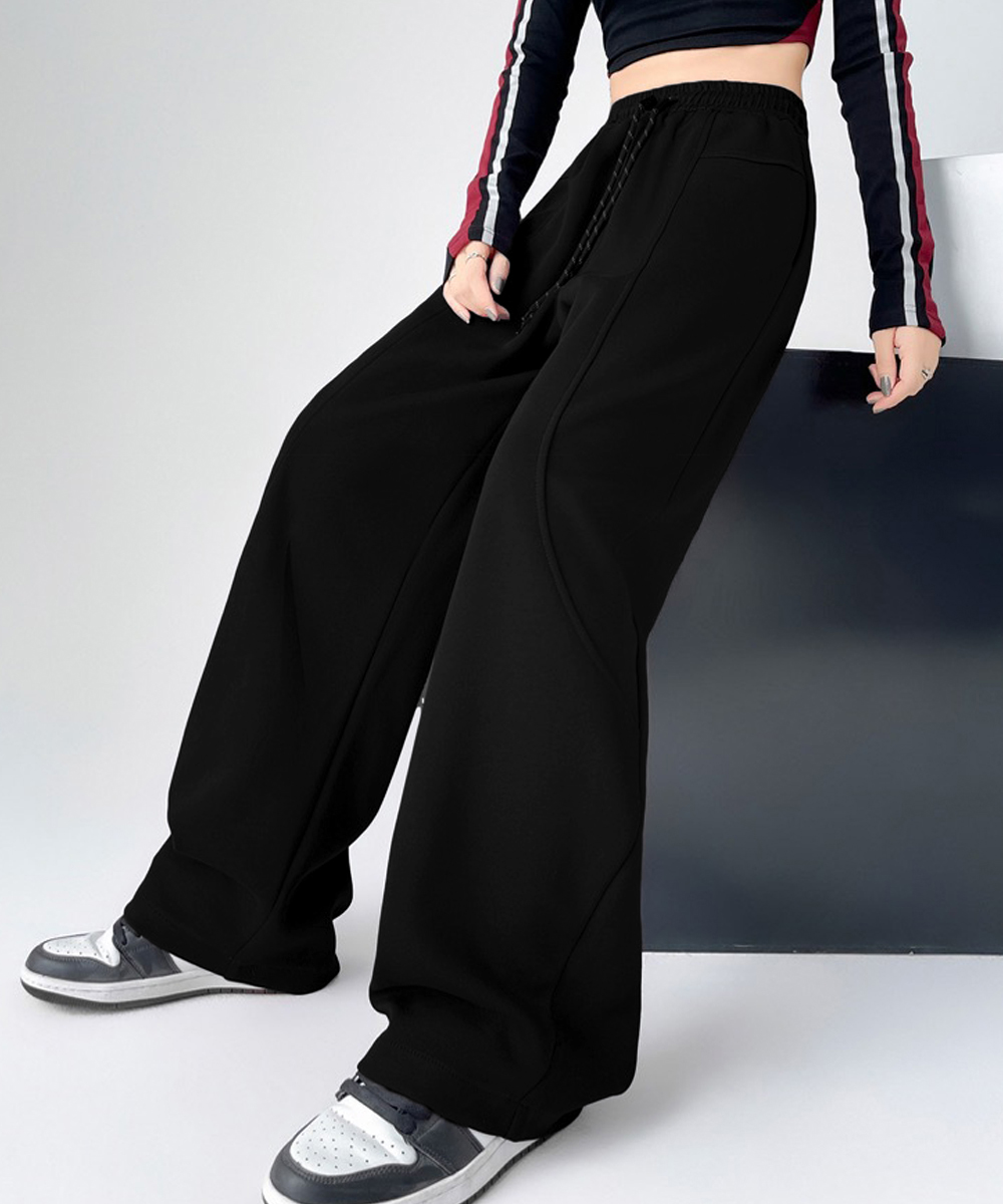 https://fulmo-img-server.com/navymuse/f06c5d5c-1ee6-4117-87fe-182b94c339e7.jpg