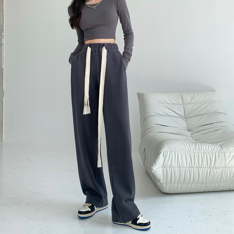 https://fulmo-img-server.com/navymuse/f535a4c0-0091-47b2-ace6-8b05a3bb6e5a.jpg