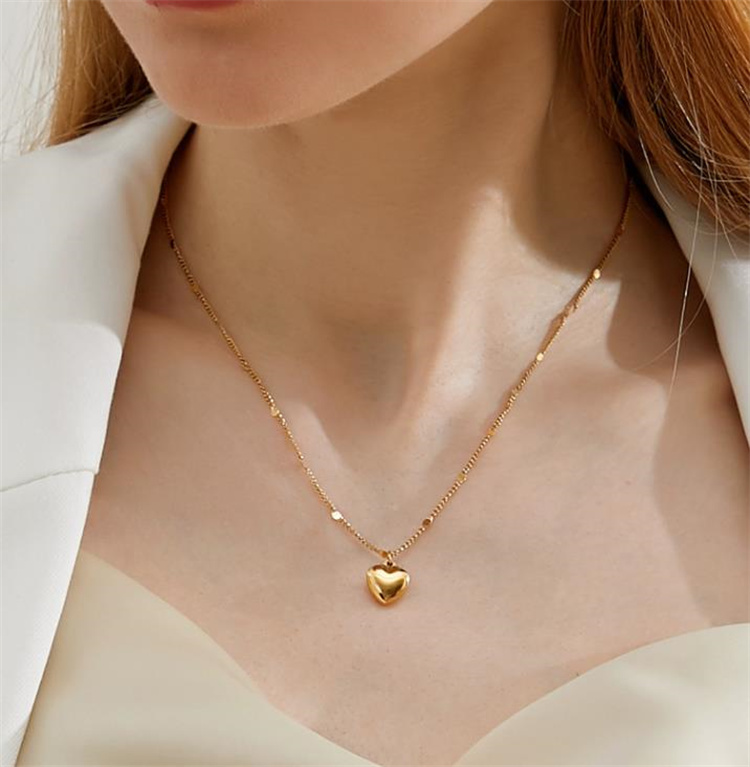 https://fulmo-img-server.com/necklacety/03e1746c-c511-4e0c-af55-8d7765198abd.jpg