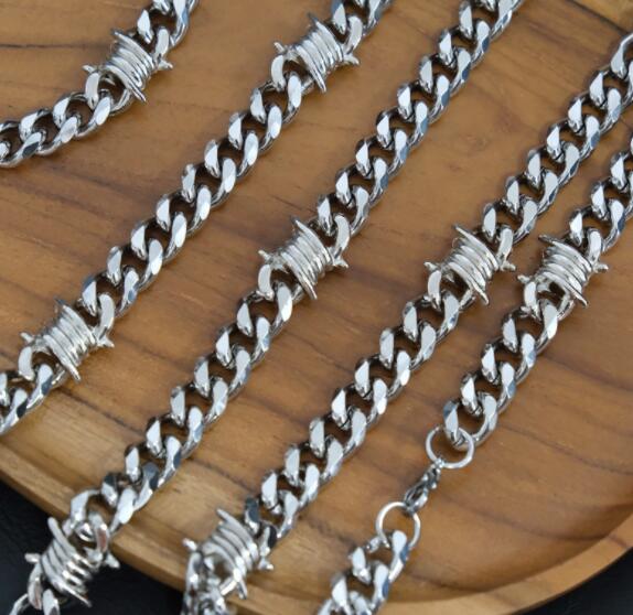 https://fulmo-img-server.com/necklacety/0f752d17-fc18-4331-960f-5d59da88de21.jpg