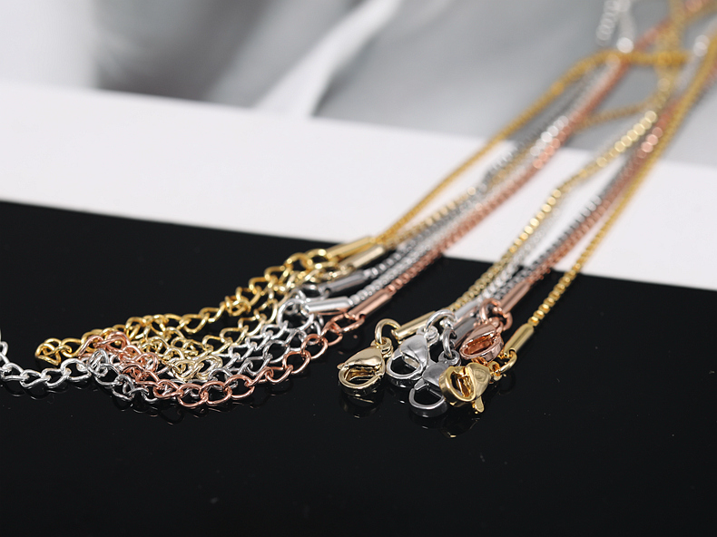 ネックレスチェーン 繊細箱型ステンレスチェーン
