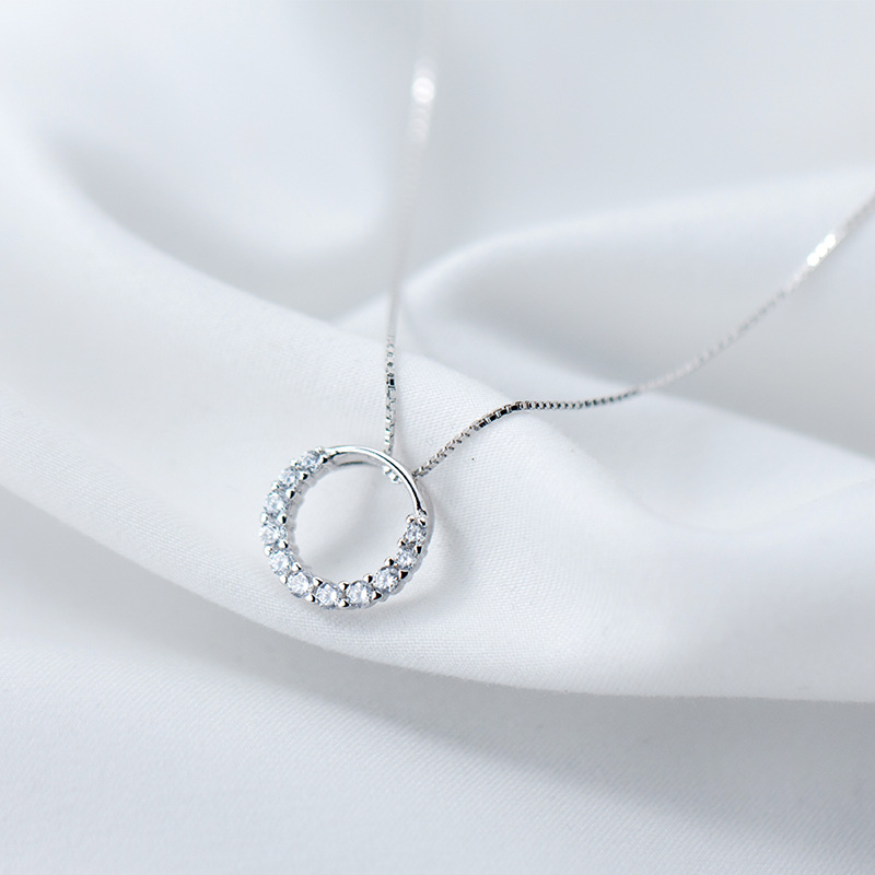 https://fulmo-img-server.com/necklacety/1b4a47d0-7fec-4e85-8ce4-cba1278de994.jpg