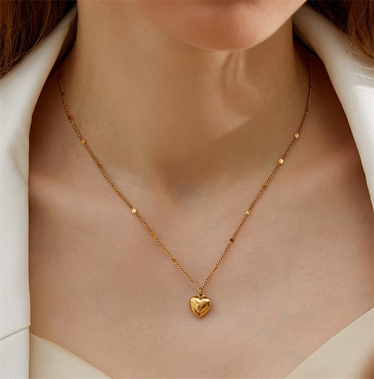 https://fulmo-img-server.com/necklacety/236fda5e-2ef6-4f6f-b62b-788da6eae54d.jpg