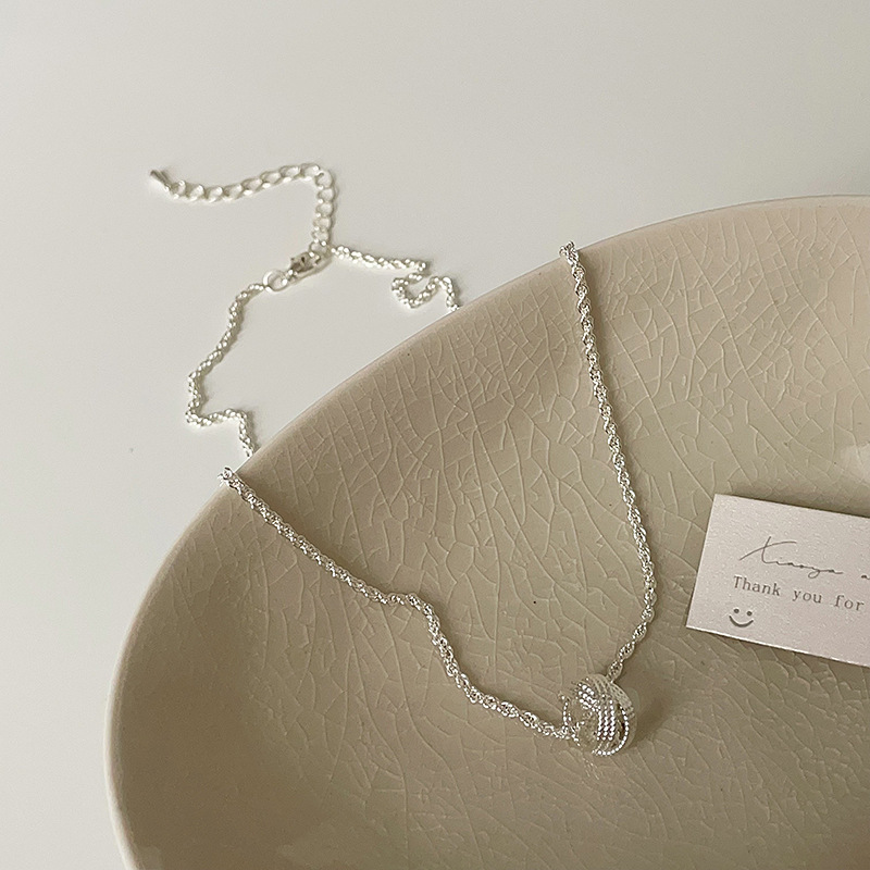 高級感あるゴールドネックレスチェーン結び目デザイン錆びにくい