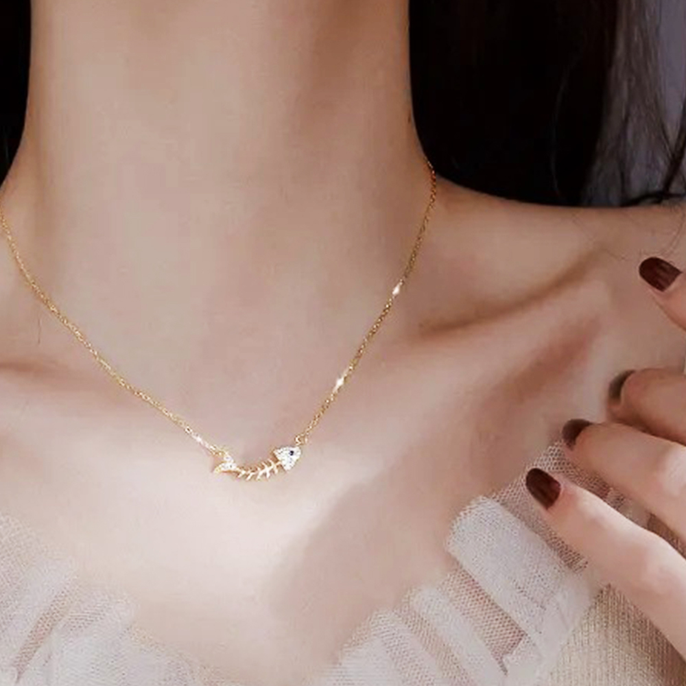 ネックレスチェーン 魚の骨モチーフ ラインストーン ネックレス 金色