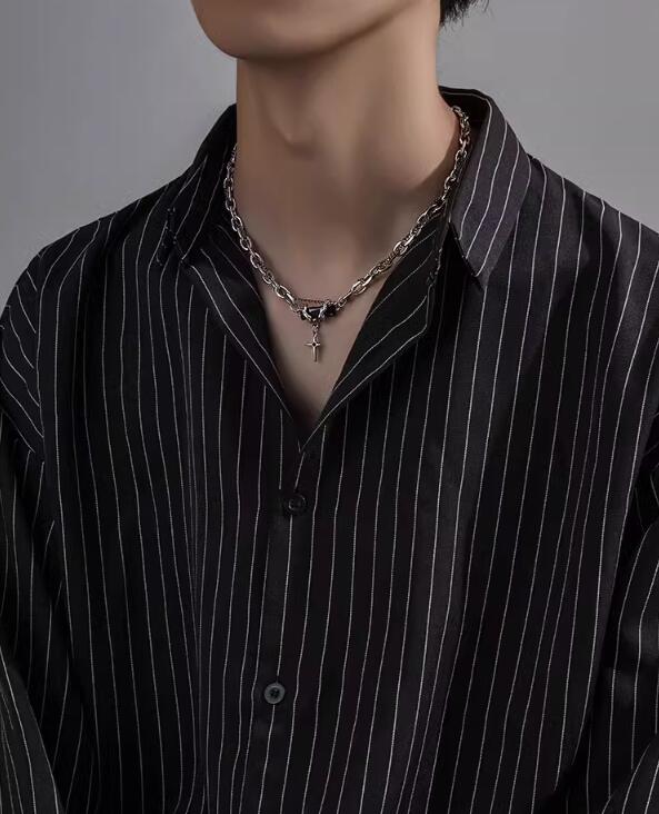 https://fulmo-img-server.com/necklacety/7dfa2623-4790-47bb-a5a4-30b68bc6b895.jpg