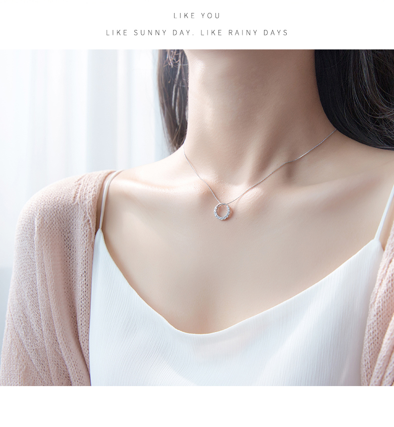 https://fulmo-img-server.com/necklacety/8bc927bb-8201-4496-9d71-478d125a9685.jpg