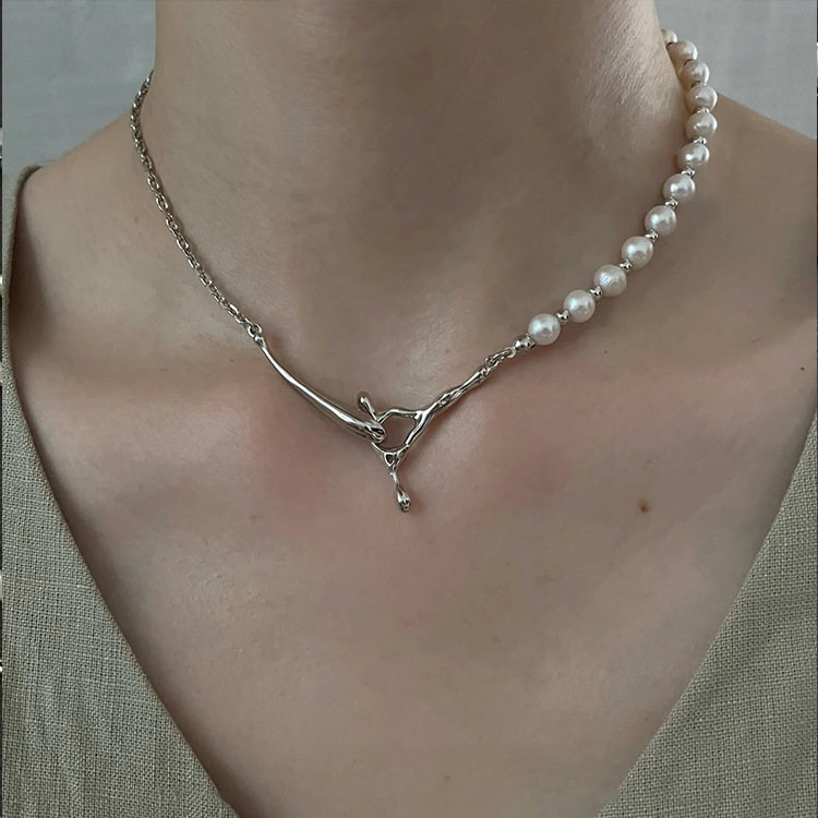 ネックレスチェーン 真珠と金属チェーンの不規則デザインネックレス