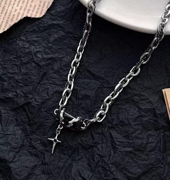 https://fulmo-img-server.com/necklacety/92a207b1-cf73-4d5b-b5f6-e2d8548980f8.jpg