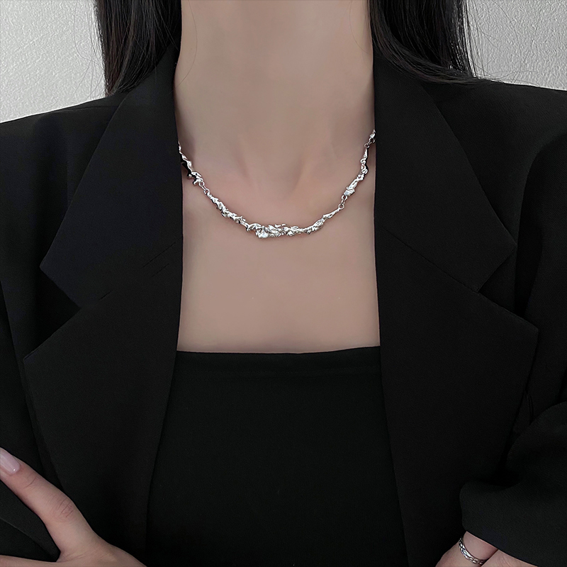ネックレスチェーン 波紋ねじれチタンネックレス