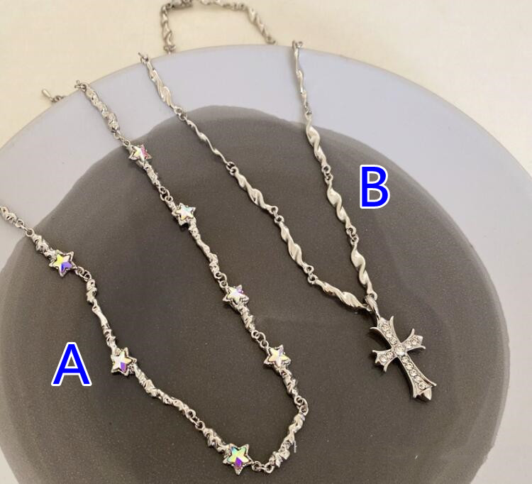https://fulmo-img-server.com/necklacety/9ceb87b0-495a-4d56-9a85-40ccb7f86532.jpg