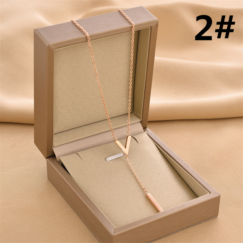 上品Ｖ字デザイン ネックレスチェーン レディース