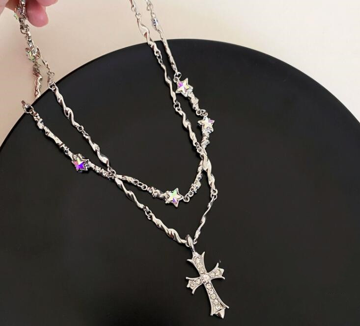 https://fulmo-img-server.com/necklacety/aa2a46d0-0ea2-4942-96ce-6ce608cfb010.jpg