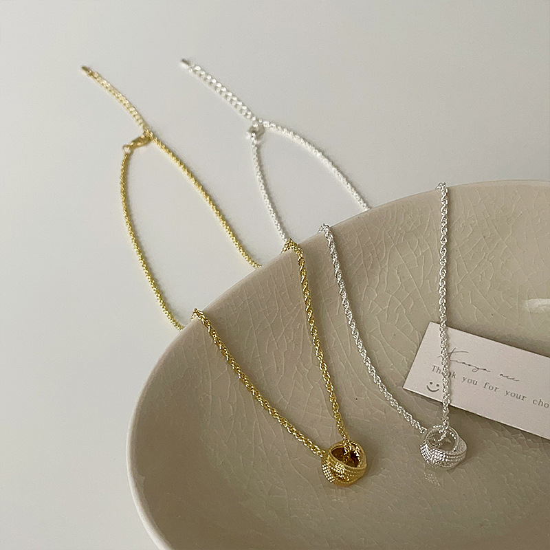 ネックレスチェーン 錆びにくい金色ツイストチェーンネックレス レディース首飾り