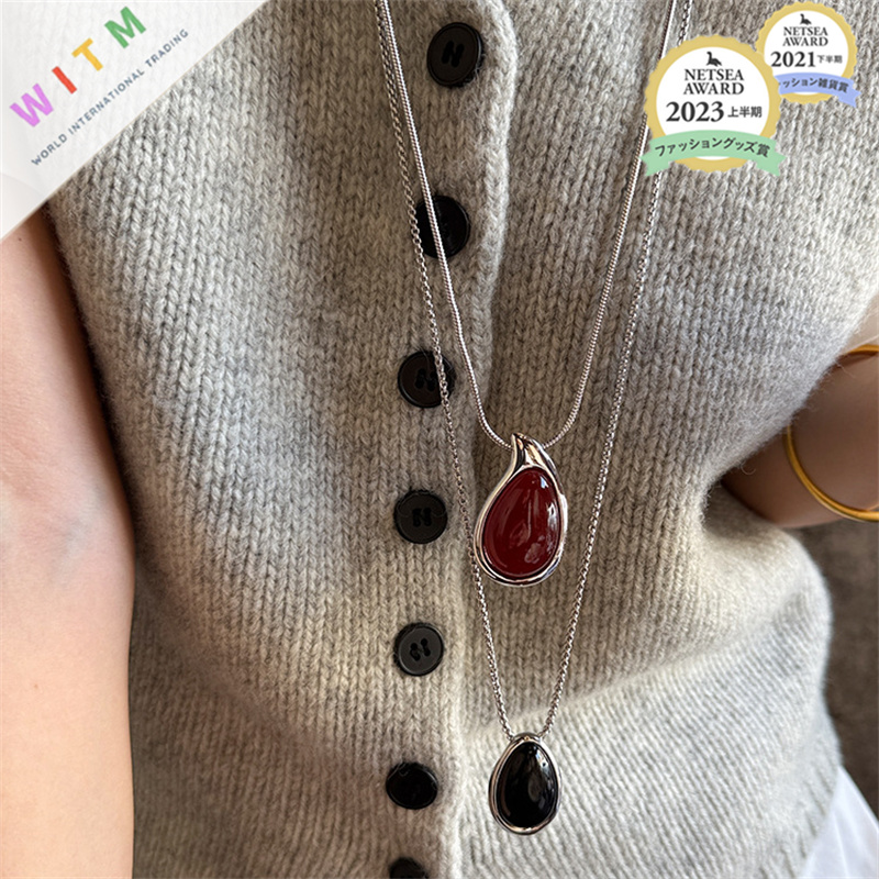 高級感あふれる天然石ペンダント付きネックレスチェーン