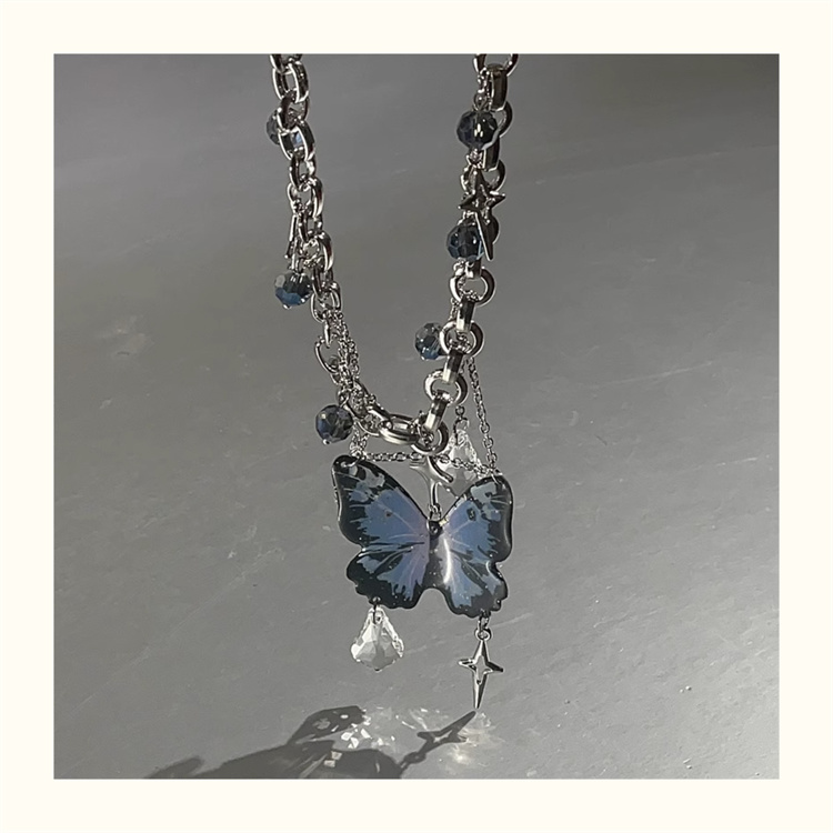 https://fulmo-img-server.com/necklacety/bbb2efe9-f8ec-4a36-9430-2a113c0c5602.jpg