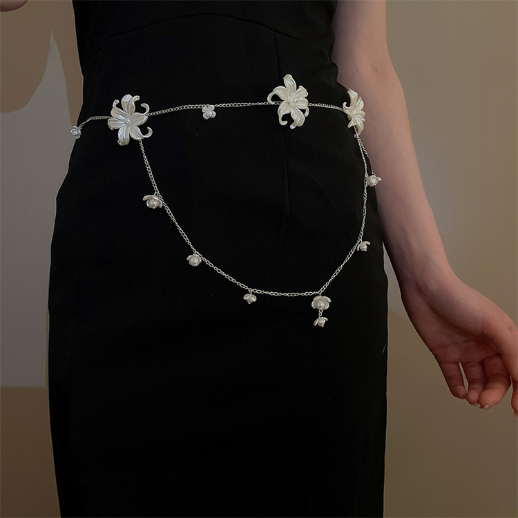 ネックレスチェーン 花モチーフ天然真珠ロング重ね付けネックレス体用チェーン付