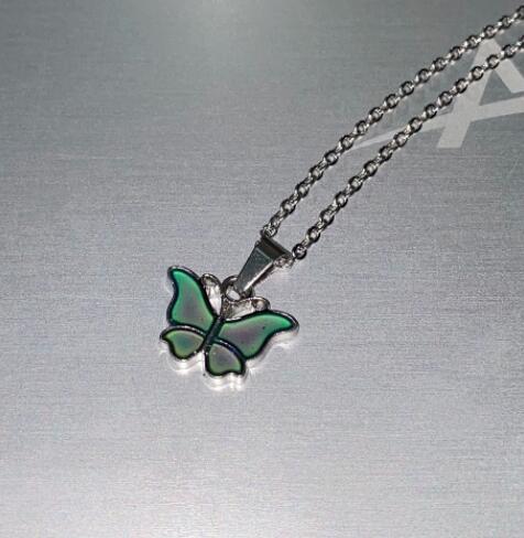 https://fulmo-img-server.com/necklacety/ca4f1cb8-9a46-4251-8359-ef94f2206f58.jpg