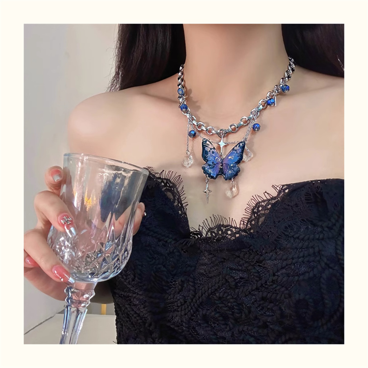 https://fulmo-img-server.com/necklacety/dfea17f3-1696-496a-baef-cd4edfc7f105.jpg