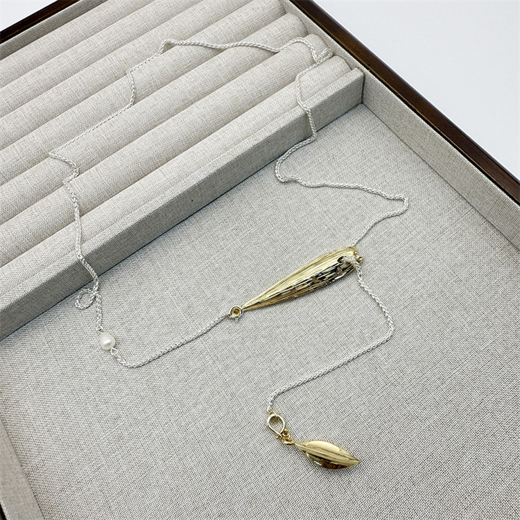 https://fulmo-img-server.com/necklacety/e0ba7e20-110d-4fbc-89bb-920d22c41ace.jpg