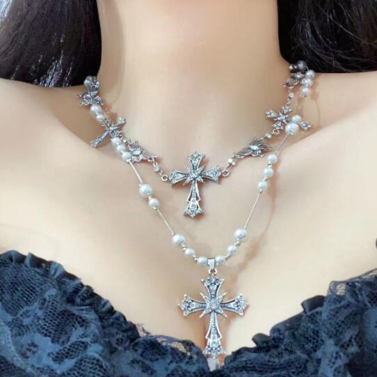 https://fulmo-img-server.com/necklacety/e17b10a3-bb6c-4e0c-b14a-c01ac54e2d78.jpg