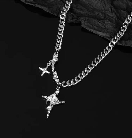 https://fulmo-img-server.com/necklacety/ee4a839a-fdd4-4190-8bdc-2b3c1b49b328.jpg