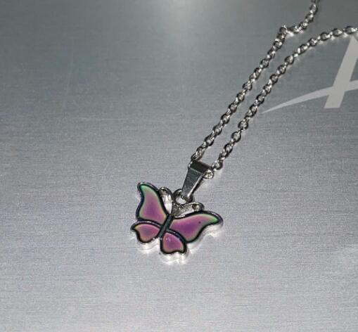 https://fulmo-img-server.com/necklacety/f6602d9a-e1a5-4902-abb4-410262e149c0.jpg
