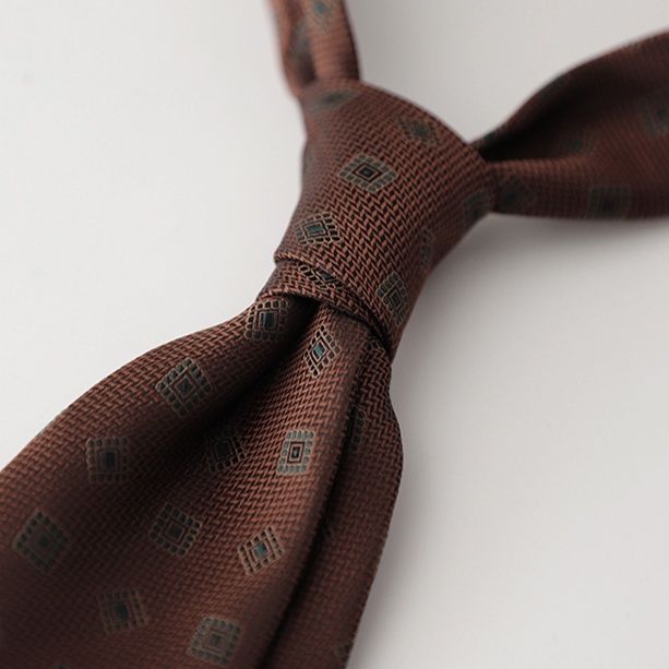 ネクタイ 格調高い小紋柄織り上げネクタイ
