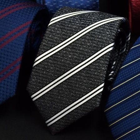 ネクタイ 多彩な柄で魅せる高級感ある五本組ネクタイセット