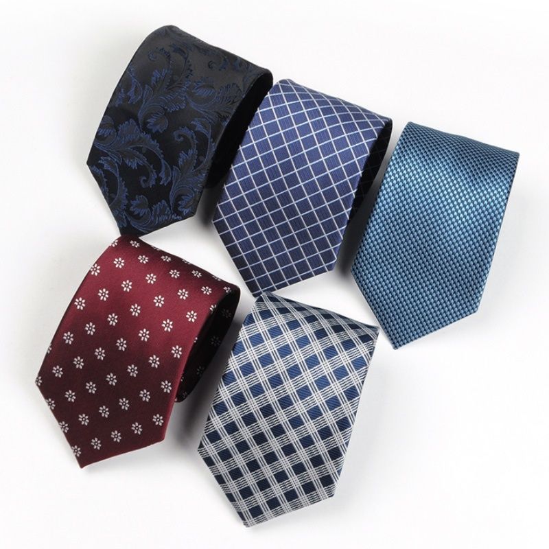 ネクタイ 高級感漂う格子柄と小紋柄の五本組ネクタイ