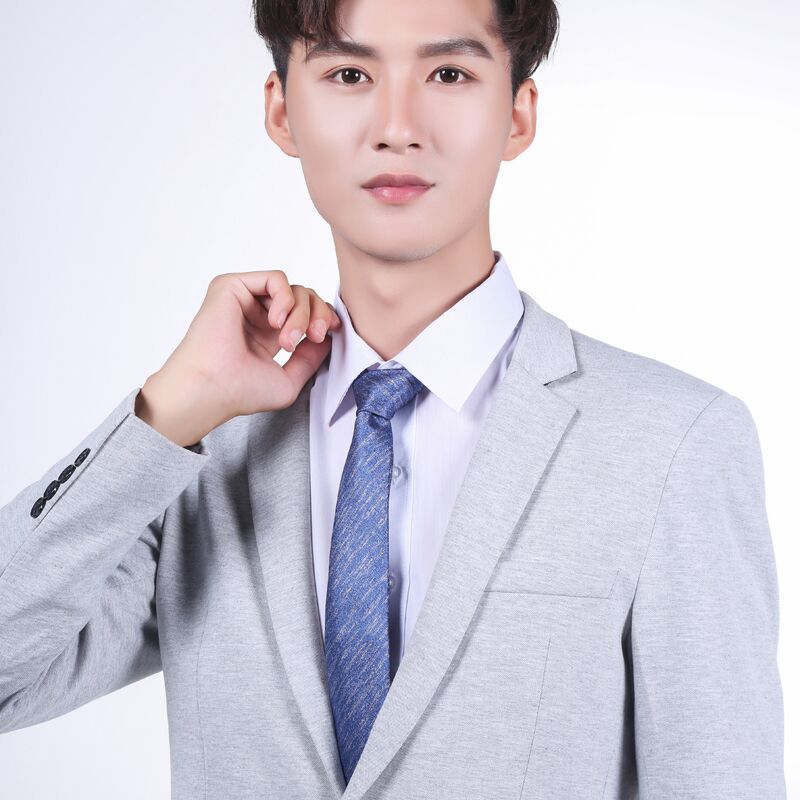 ネクタイ 上品な斜線模様の紳士用フォーマルネクタイ