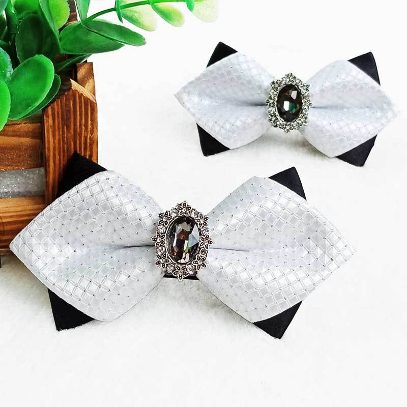 ネクタイ 格子柄生地にビジュー飾り付き蝶ネクタイ