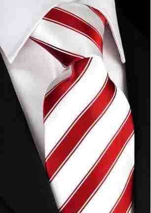 ネクタイ 上品な斜め縞模様の絹織りネクタイ