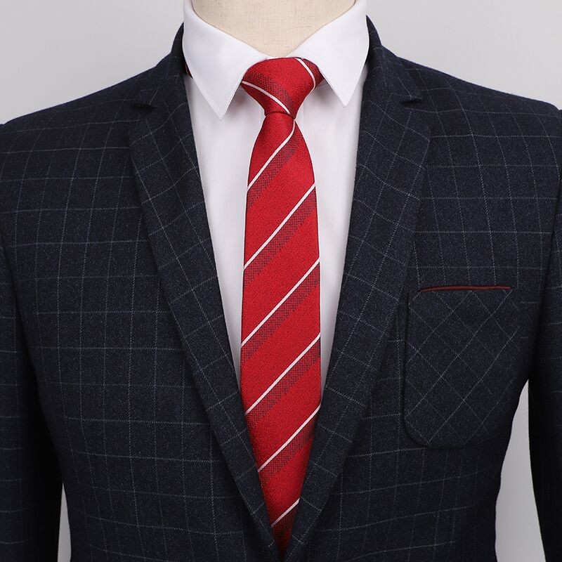 ネクタイ 斜めストライプ柄絹製ネクタイ