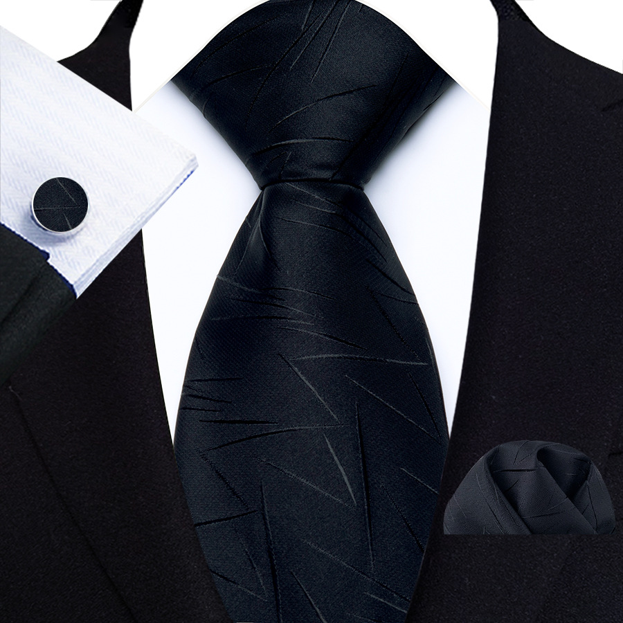 ネクタイ 格調高い斜縞模様 ネクタイ