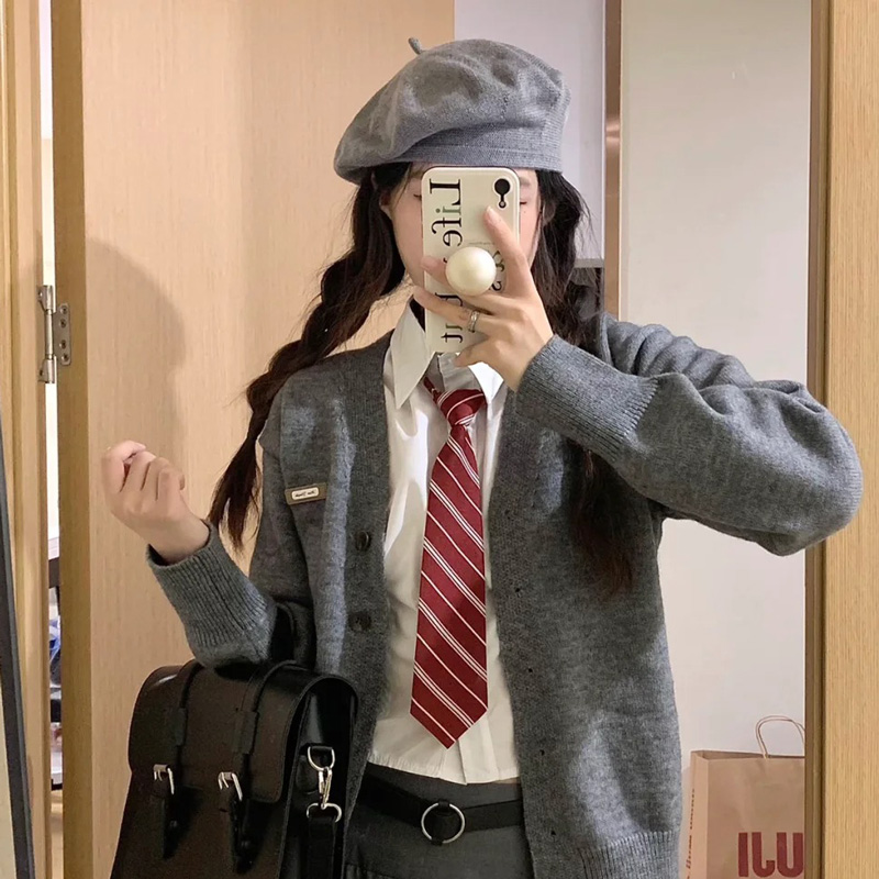 ネクタイ 上品な装いを彩る蝶結び