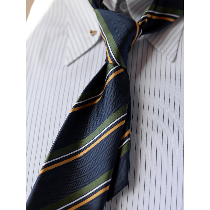 斜めストライプ柄フォーマルネクタイ