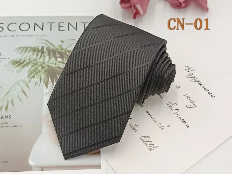 斜めストライプ柄フォーマルネクタイ