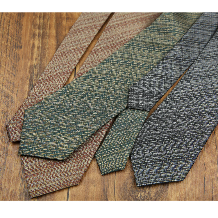 ネクタイ 上品な柄とシックな無地の結婚式用ネクタイセット