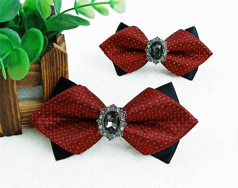 ネクタイ 格子柄生地にビジュー飾り付き蝶ネクタイ