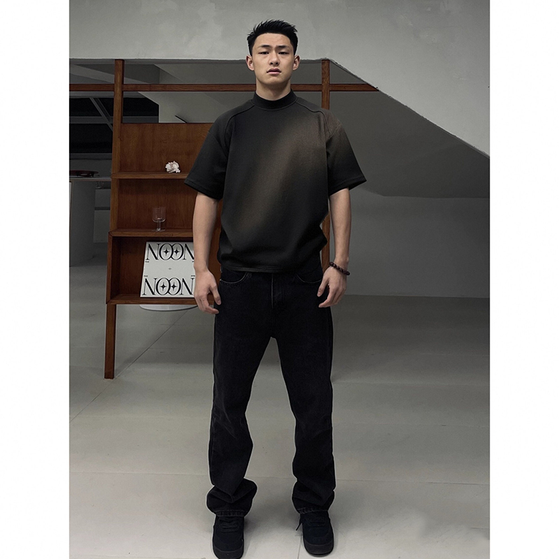 タートルネック厚手素材半袖Tシャツ