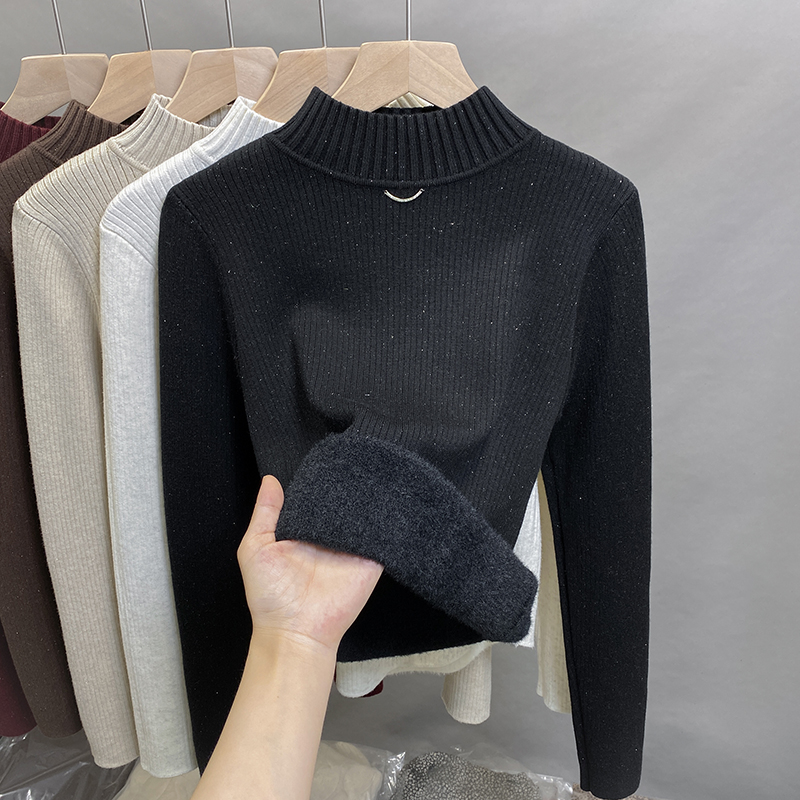タートルネック　あったか裏起毛ニット