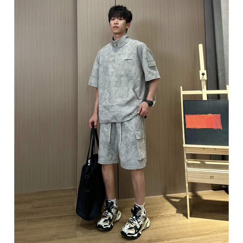 タートルネックハーフジップセットアップ