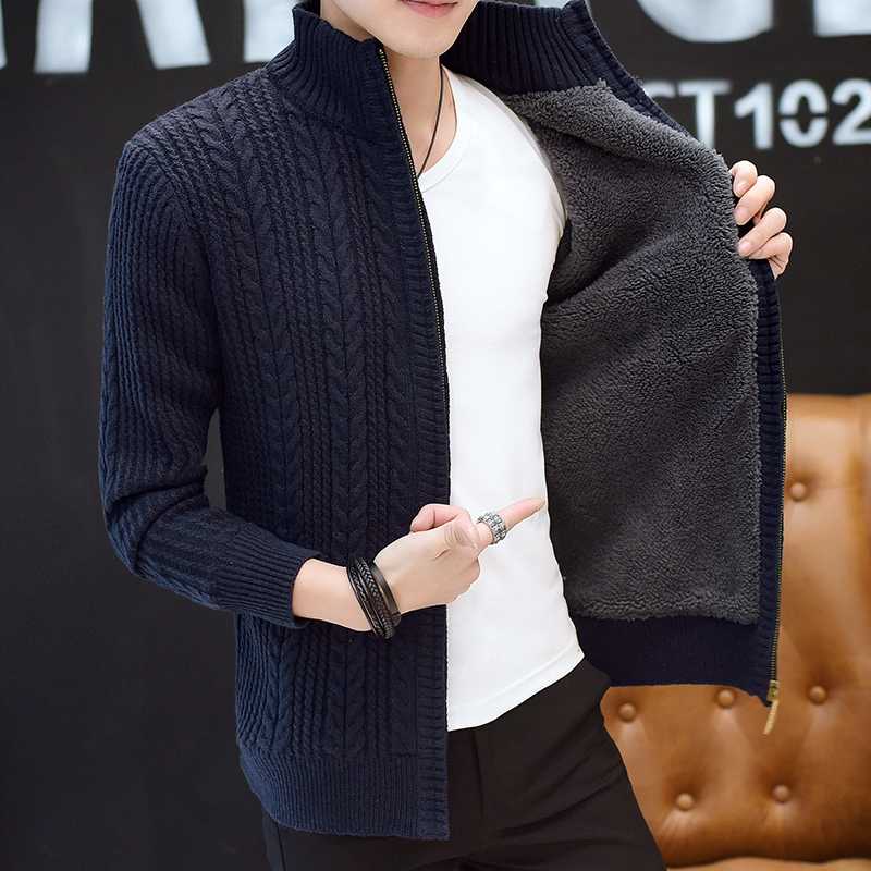 スタイリッシュな着脱が叶う!ジップアップタートルで快適おしゃれを楽しむ15選